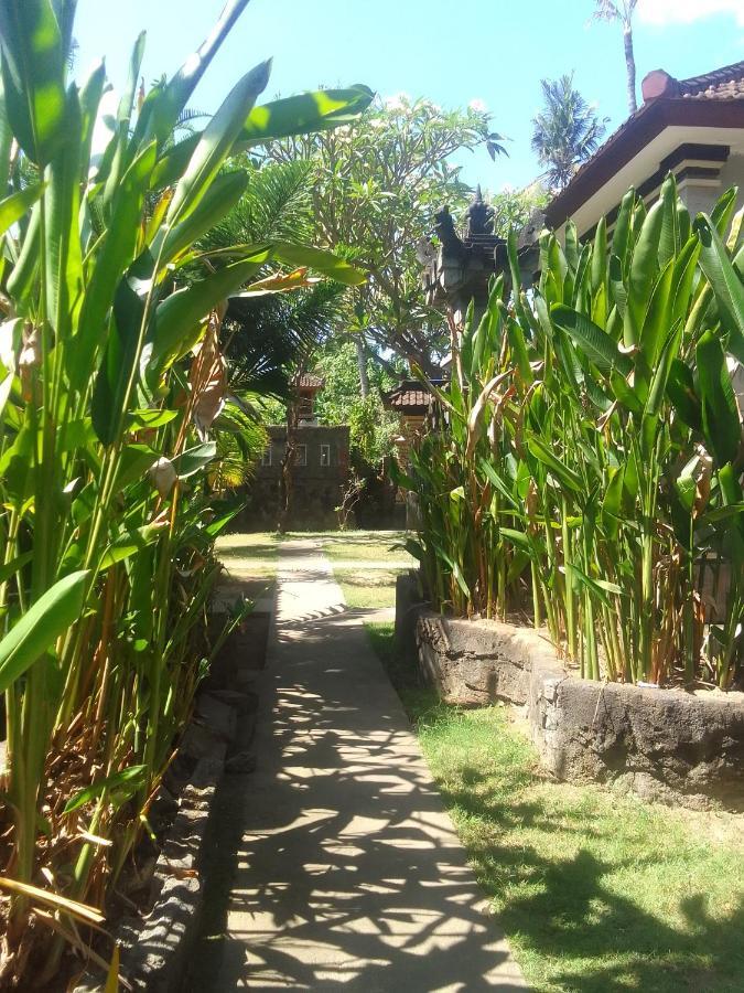 Kputra Homestay Amed  Exterior photo