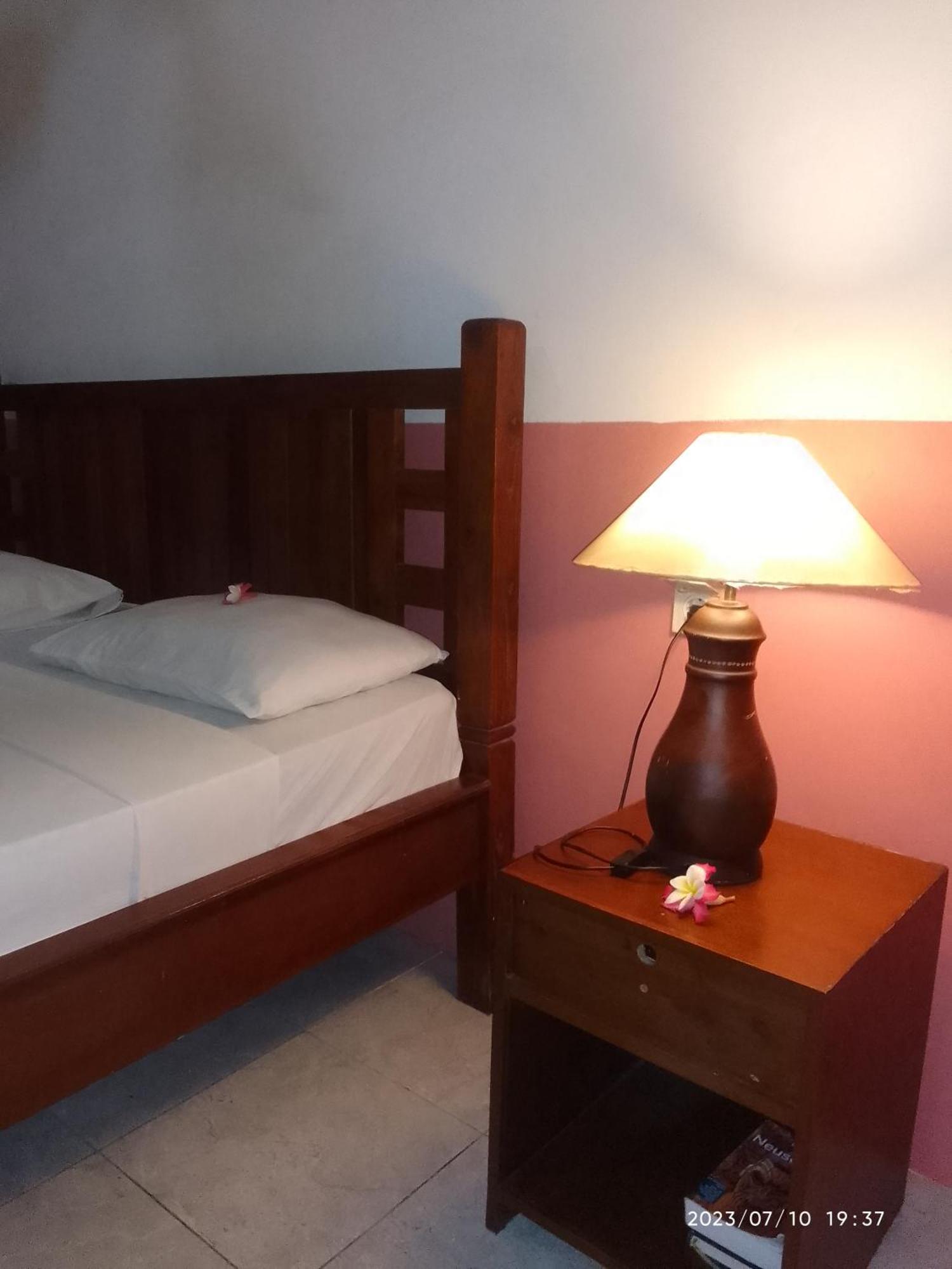 Kputra Homestay Amed  Room photo
